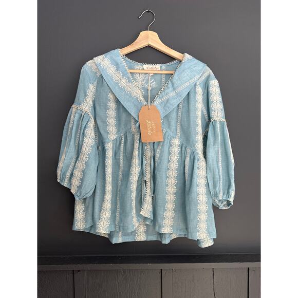 Listicle Head in the Clouds Embroidered Button Front Blouse Top Blue NEW Large - Picture 6 of 12